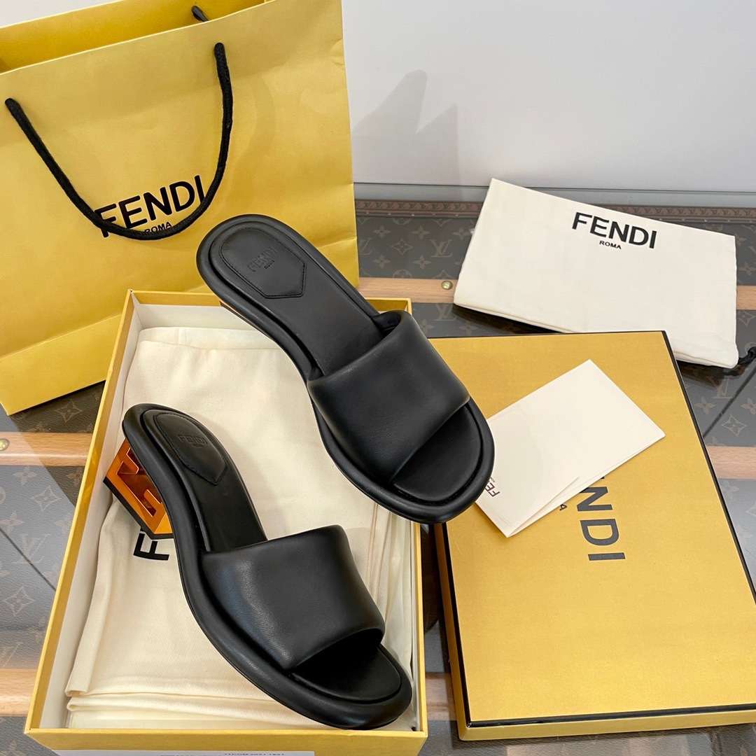 Fendi 2023 New Sandals - Image 7