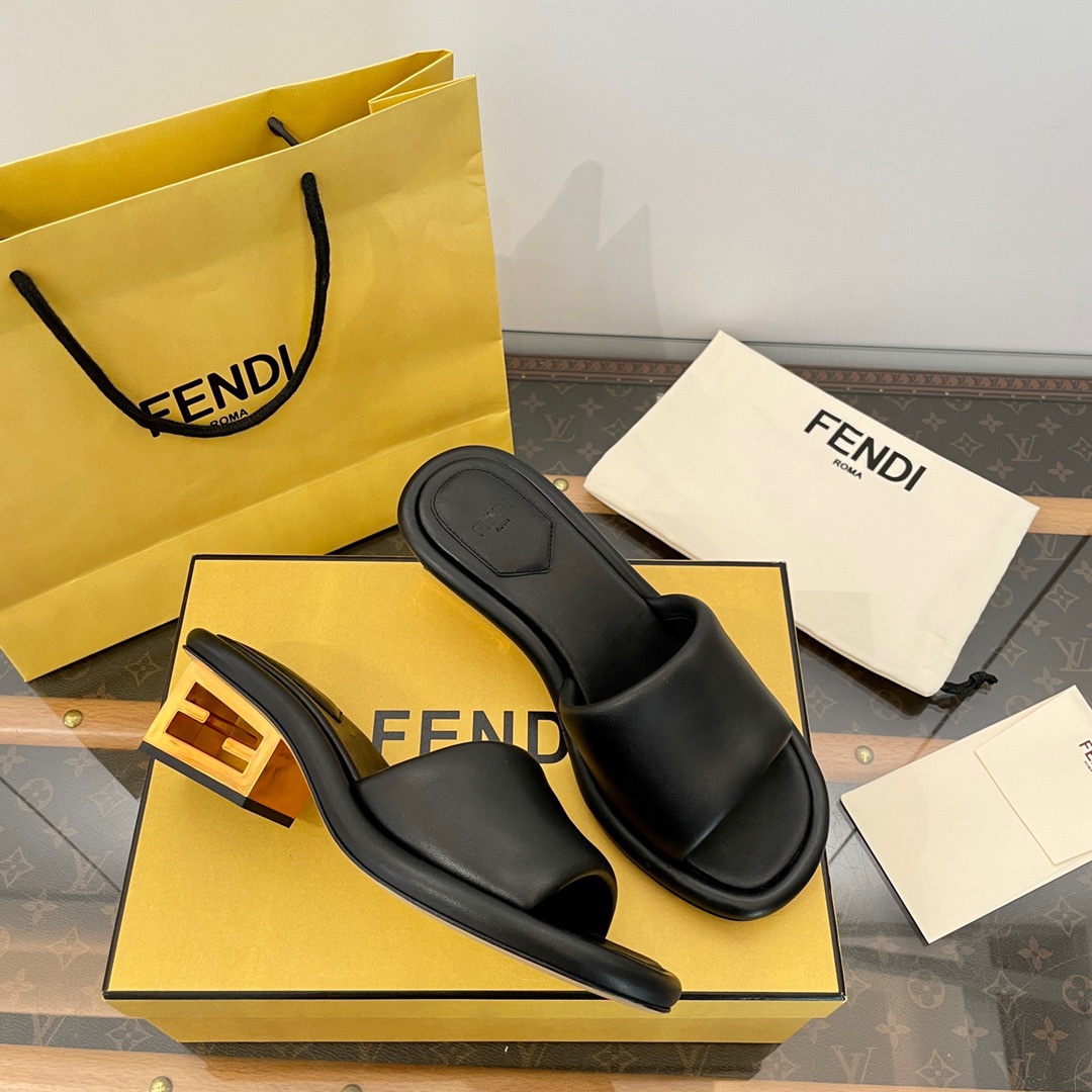 Fendi 2023 New Sandals - Image 9
