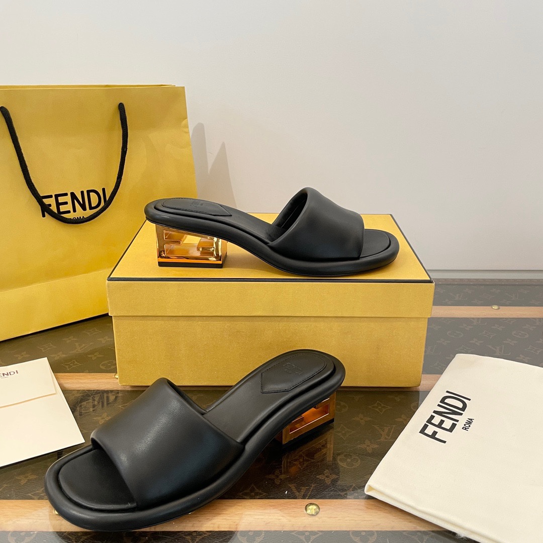 Fendi 2023 New Sandals