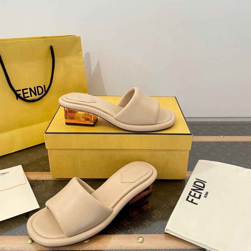 Fendi 2023 New Sandals