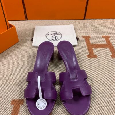 Hermes New Oasis Sandals in Swift (fully handmade)
