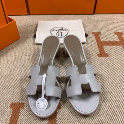Hermes New Oasis Sandals in Swift (fully handmade)