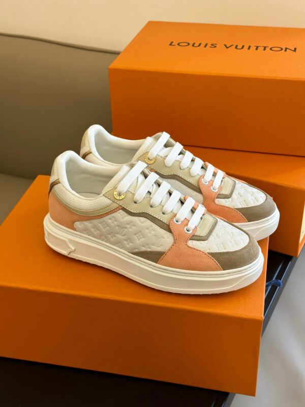 Louis Vuitton 2023 Classic thick-soled Sneakers