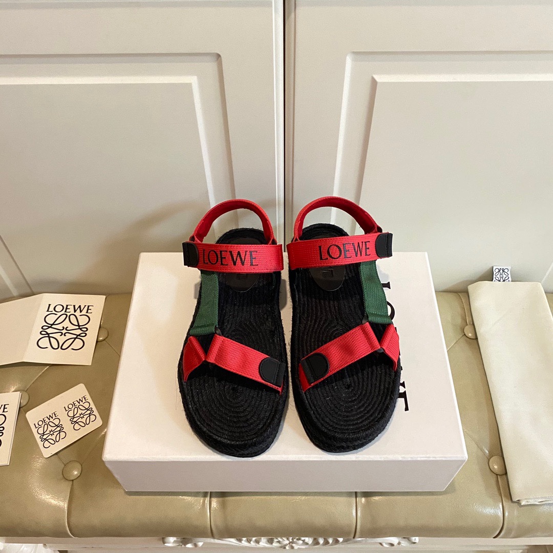 Loewe 2023 Sandals for Couples - Image 2