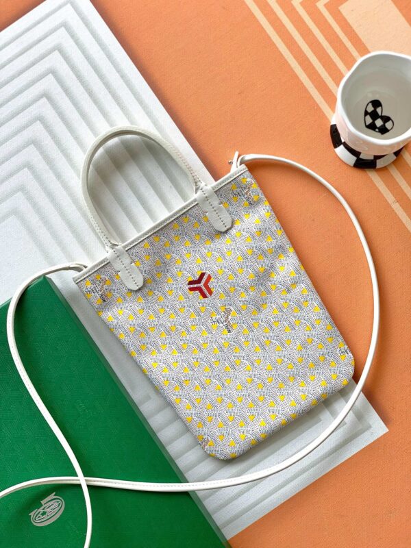 Goyard Poitiers Earl Bag