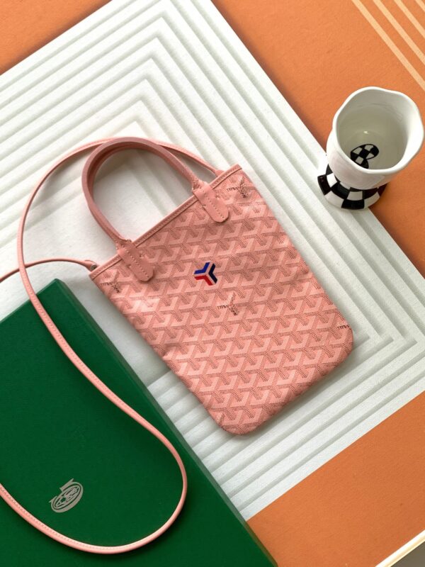 Goyard Poitiers Earl Bag