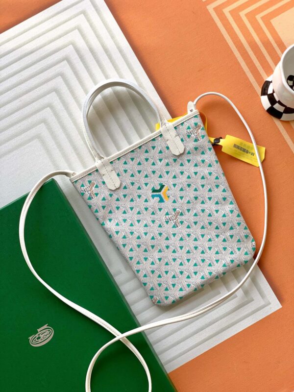 Goyard Poitiers Earl Bag