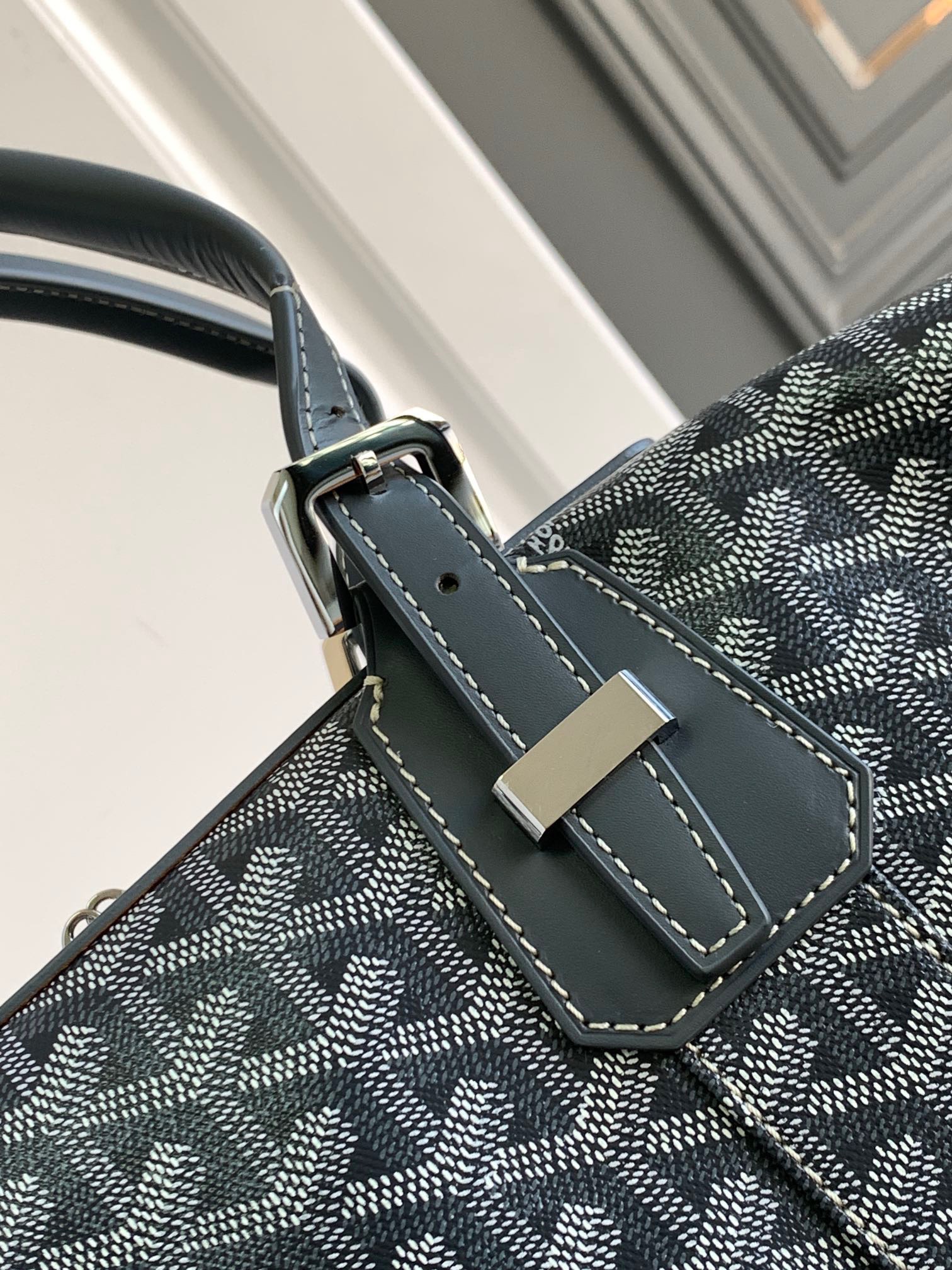 Goyard Boeing Travel Bag 45 - Image 7