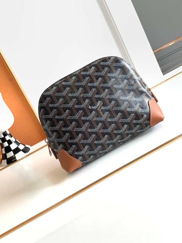 Goyard Vendôme Makeup Bag