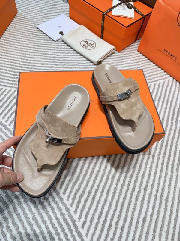 Hermès New Chypre Sandals