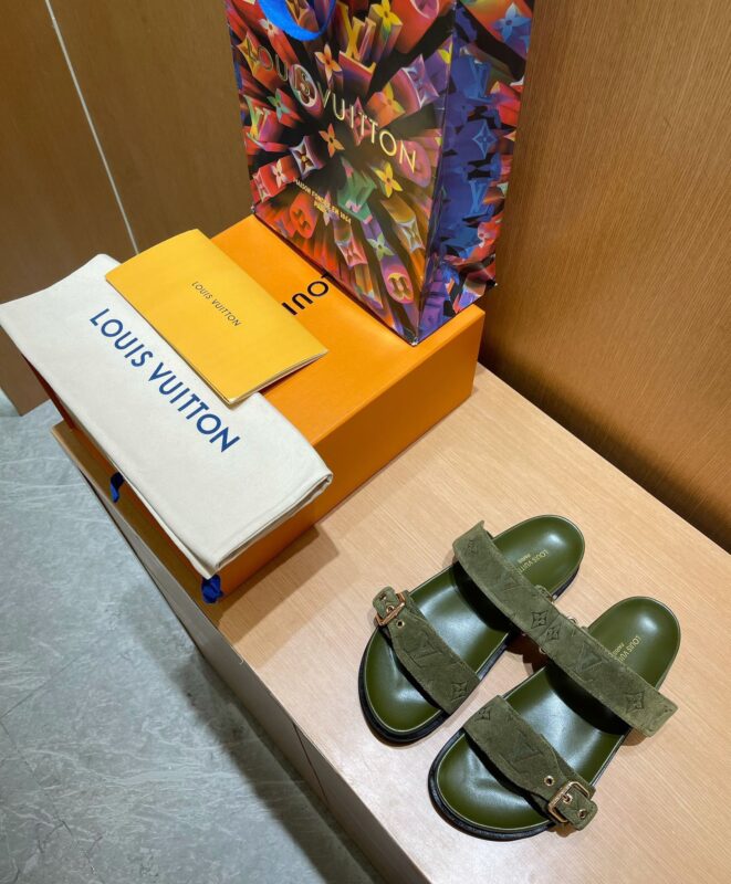 Louis Vuitton 2023 New Classic Sandals