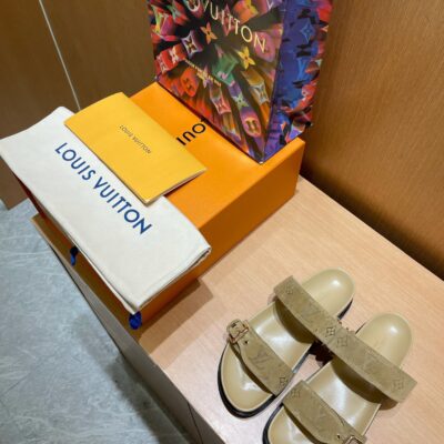 Louis Vuitton 2023 New Classic Sandals