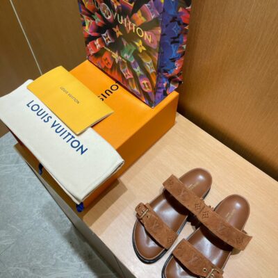 Louis Vuitton 2023 New Classic Sandals