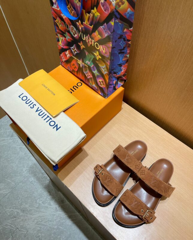 Louis Vuitton 2023 New Classic Sandals