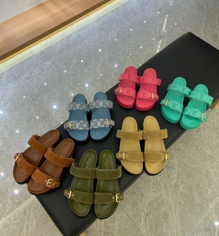 Louis Vuitton New Classic Sandals Collection