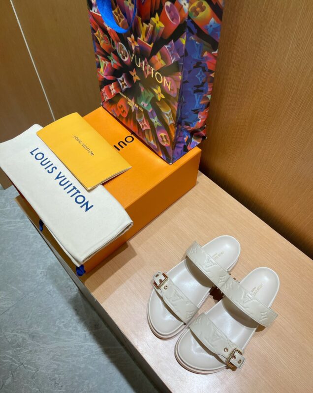 Louis Vuitton 2023 New Classic Sandals