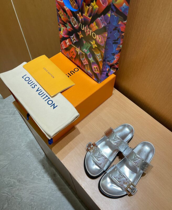 Louis Vuitton 2023 New Classic Sandals