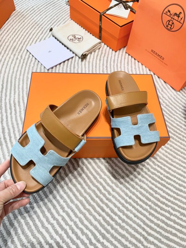 Hermès New Chypre Sandals