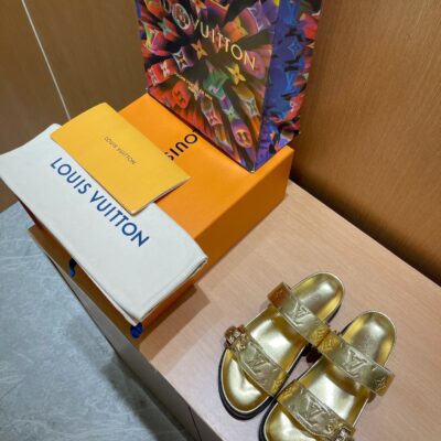 Louis Vuitton 2023 New Classic Sandals