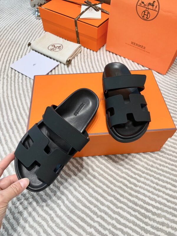 Hermès New Chypre Sandals
