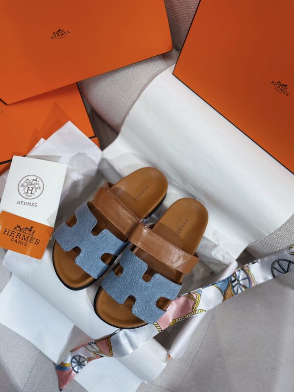 Hermès New Chypre Sandals