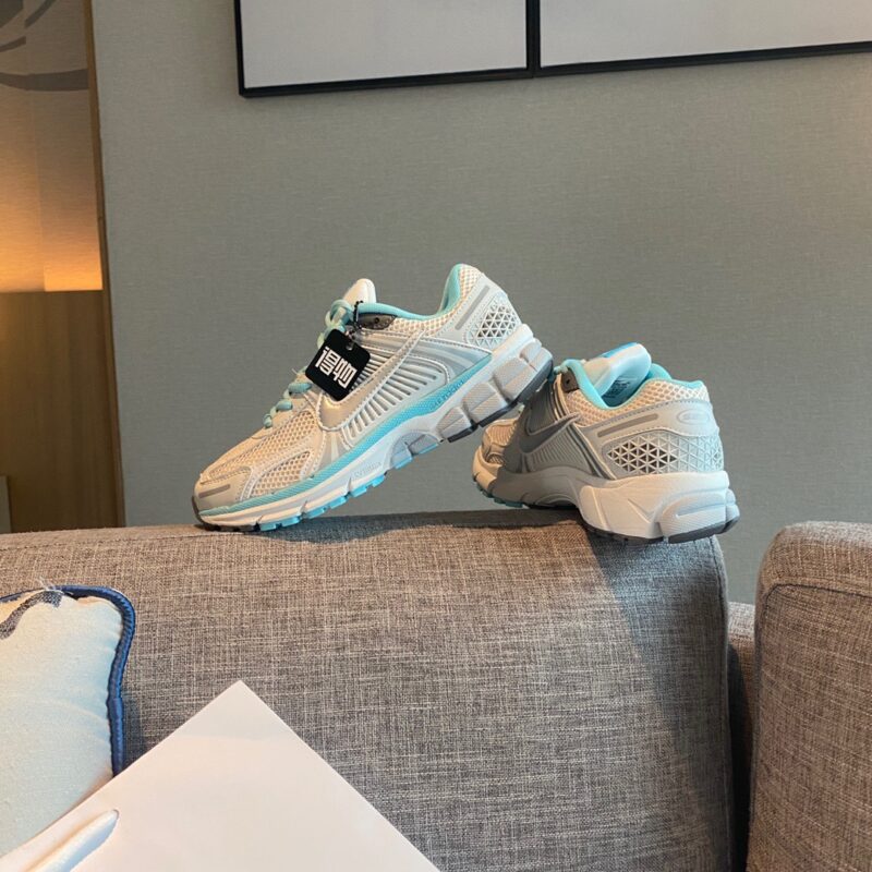 Nike Zoom Vomero 2023 New Sneakers