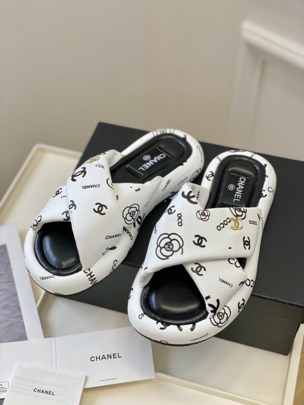 Chanel New Slippers