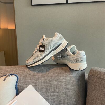 Nike Zoom Vomero 2023 New Sneakers