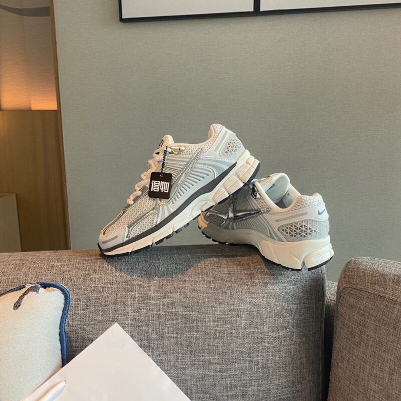 Nike Zoom Vomero 2023 New Sneakers