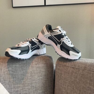 Nike Zoom Vomero 2023 New Sneakers