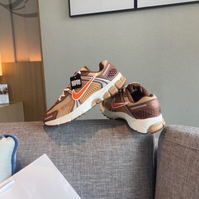 Nike Zoom Vomero 2023 New Sneakers