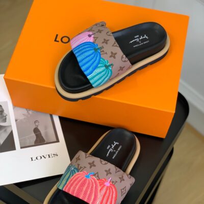 Louis Vuitton 2023 Unisex Slippers