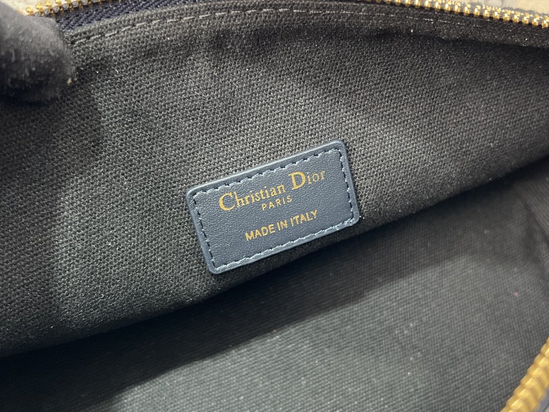 Dior Travel Nomad Clutch - Image 9