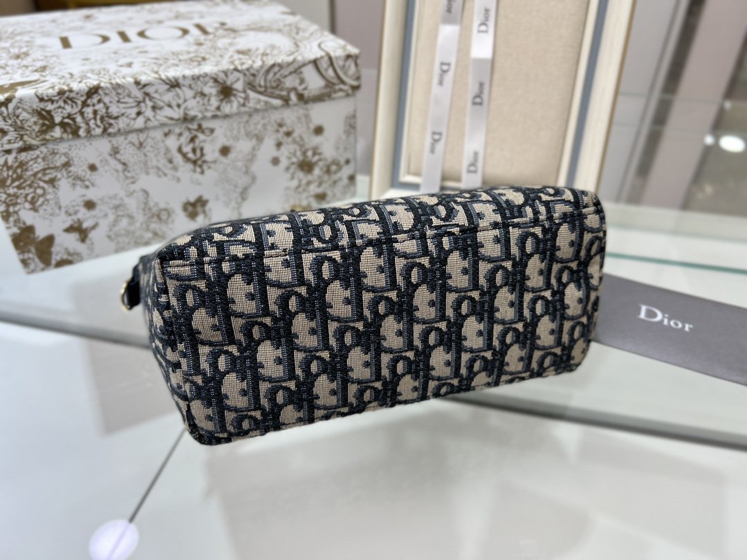 Dior Travel Nomad Clutch - Image 6