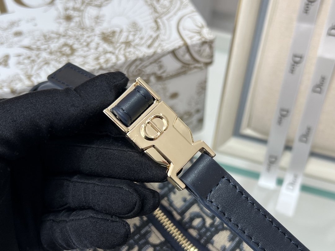 Dior Travel Nomad Clutch - Image 7