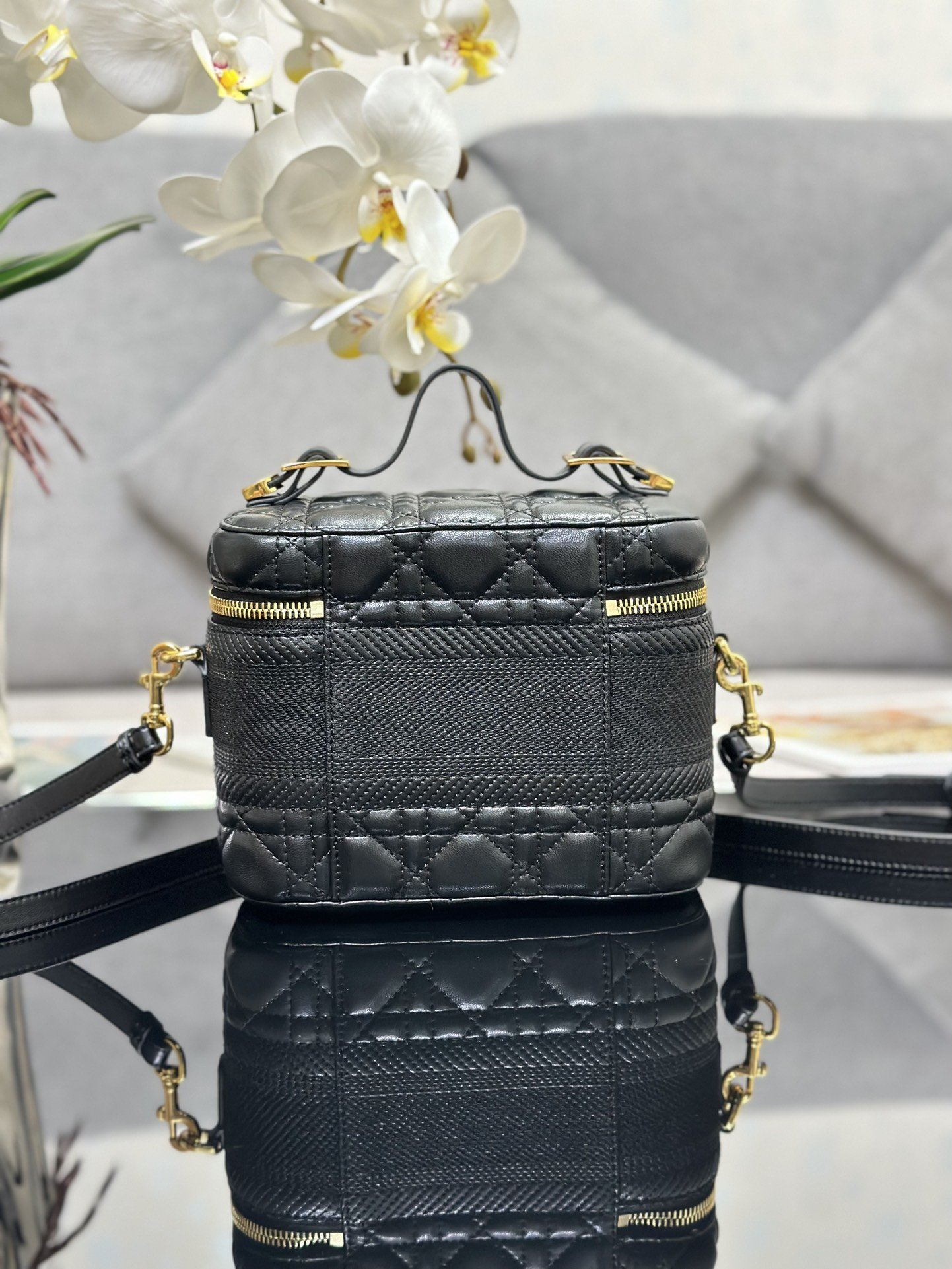 Dior Cosmetic Bag - Image 2