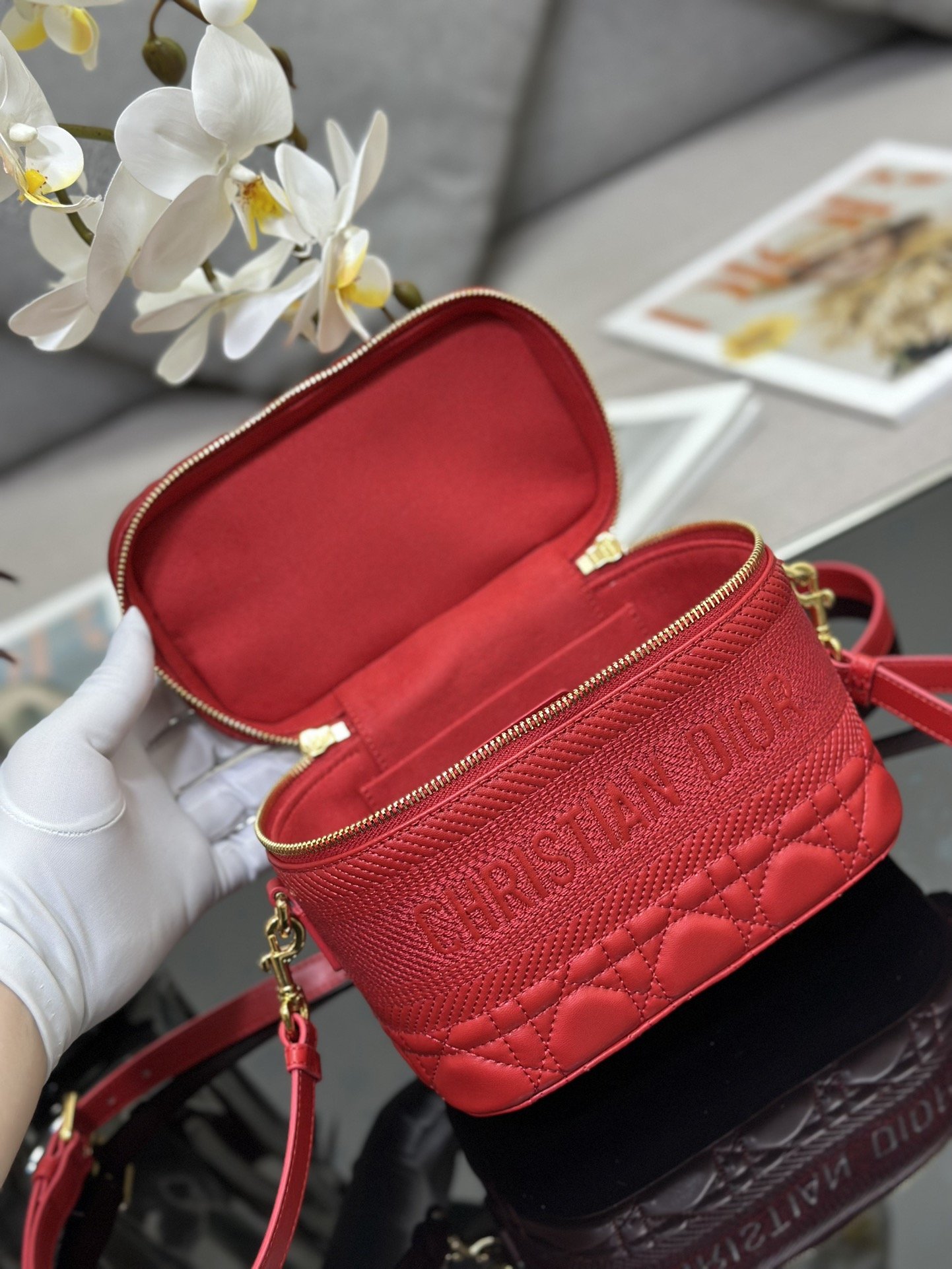 Dior Cosmetic Bag - Image 9