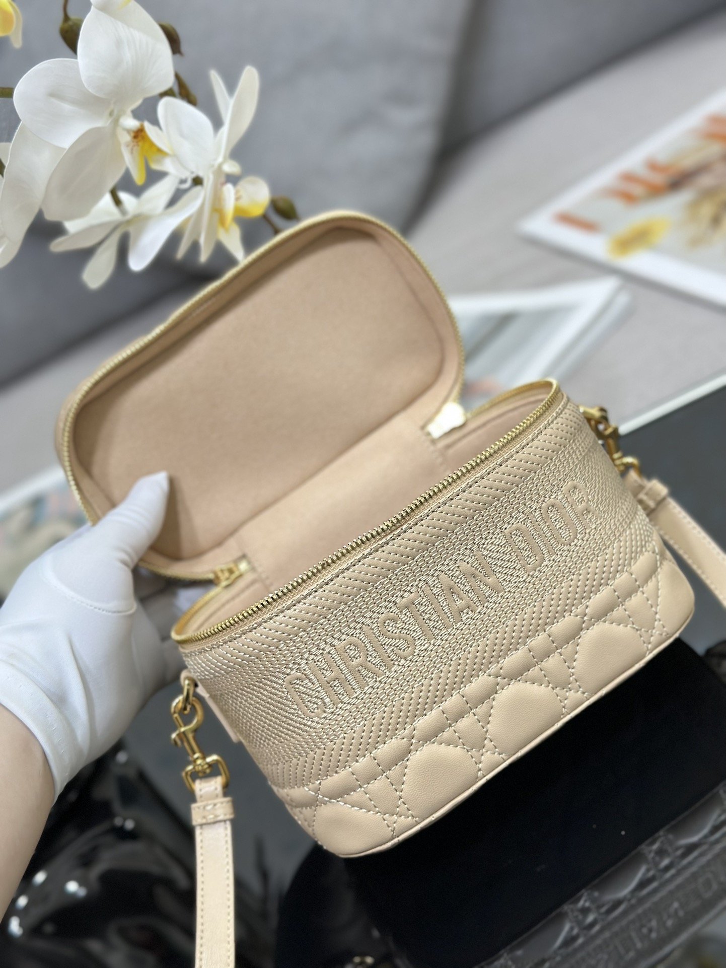Dior Cosmetic Bag - Image 8