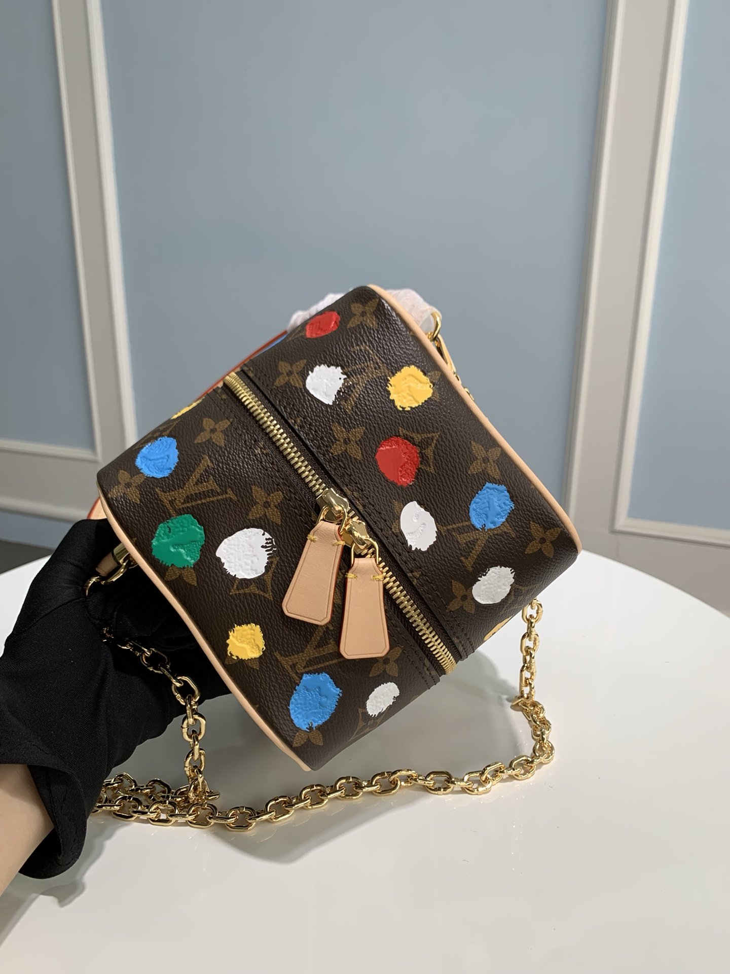 Louis Vuitton Square Handbag - Image 3
