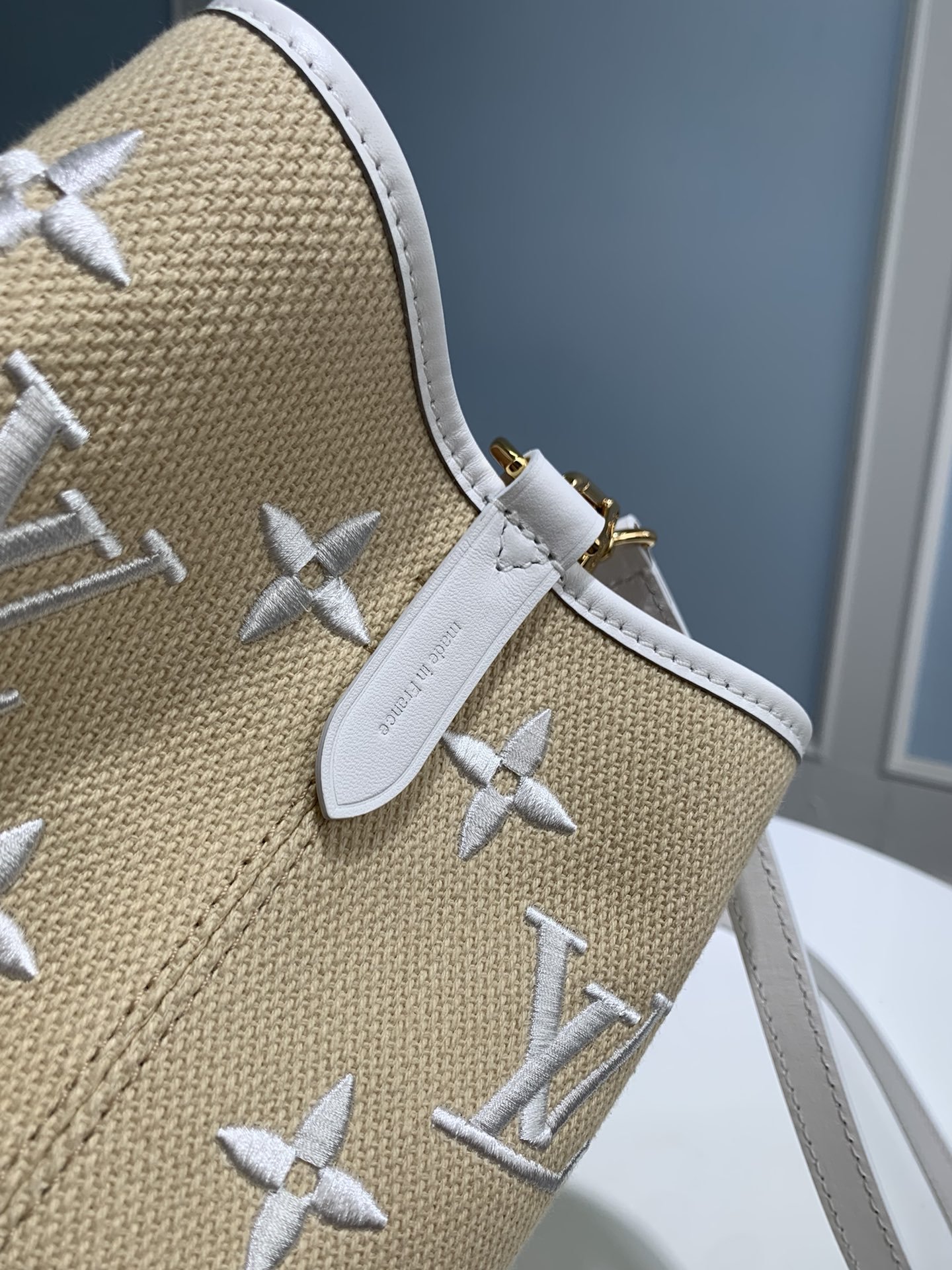 Louis Vuitton Bucket Bag - Image 9