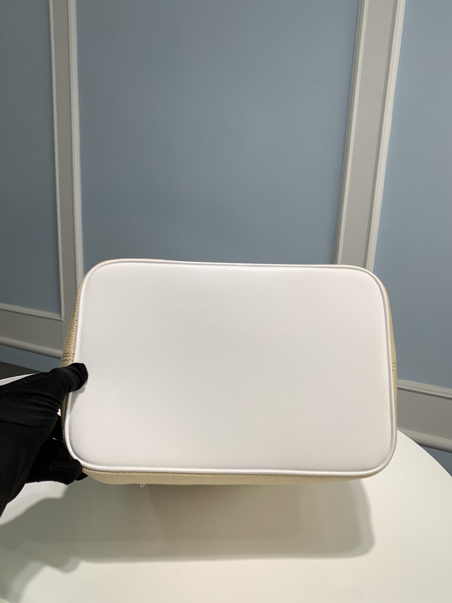 Louis Vuitton Bucket Bag - Image 6