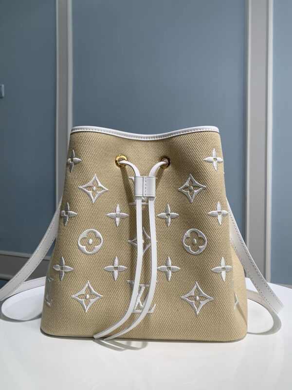 Louis Vuitton Bucket Bag