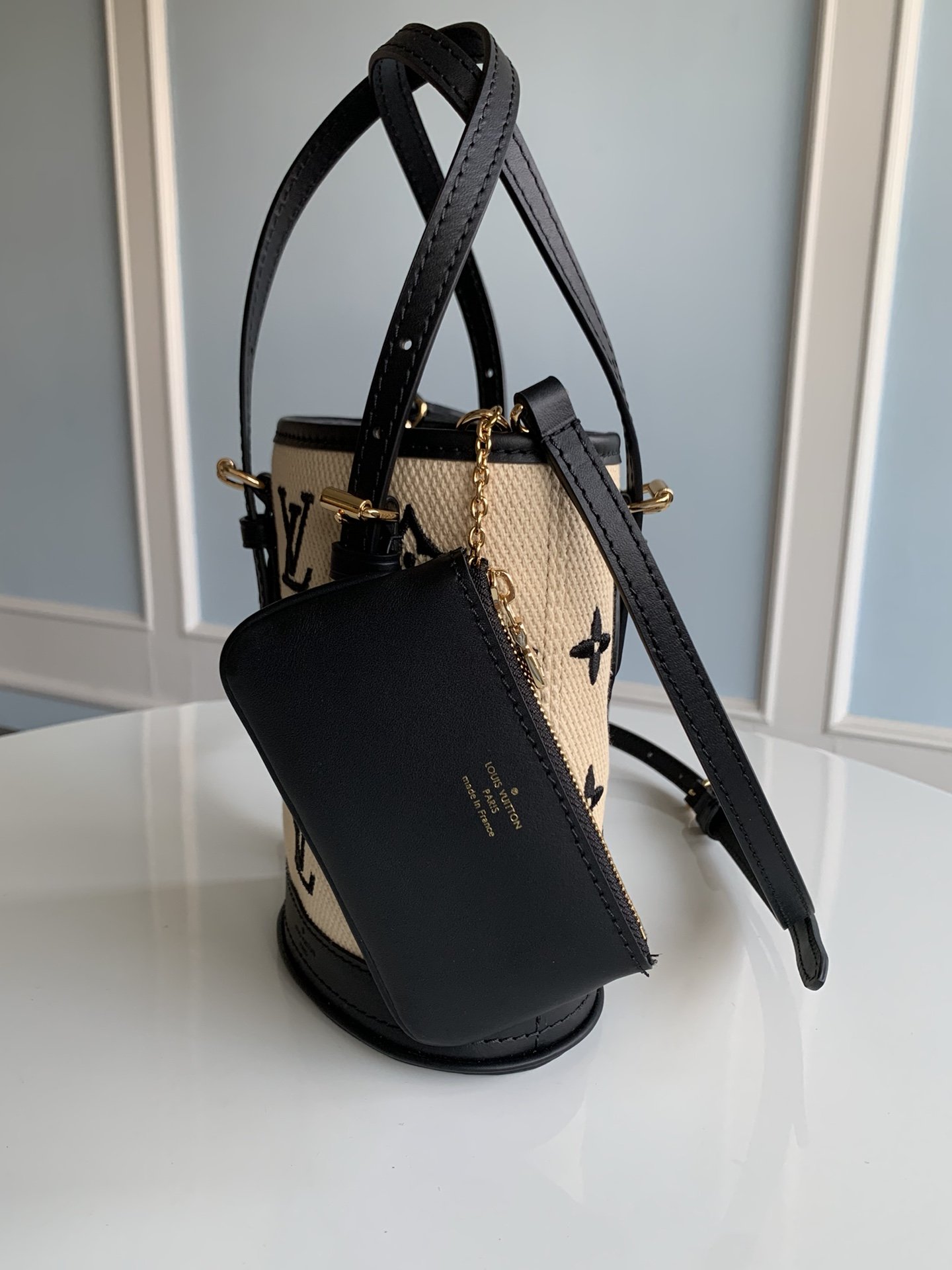 Louis Vuitton Nano Bucket Bag - Image 3