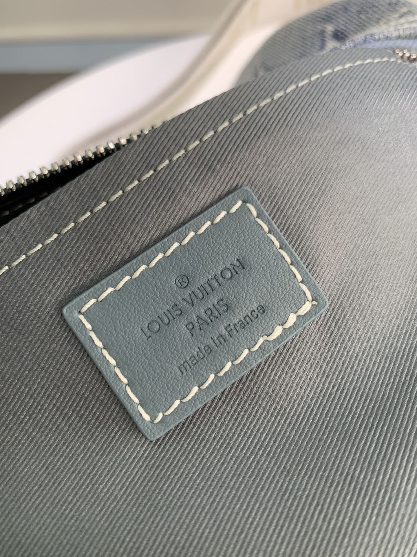 Louis Vuitton Keepall Bandoulière - Image 7