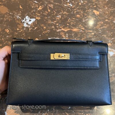 Kelly Pochette in Noir Swift GHW