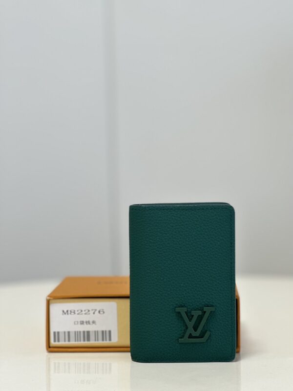 Louis Vuitton Aerogram Pocket Wallet