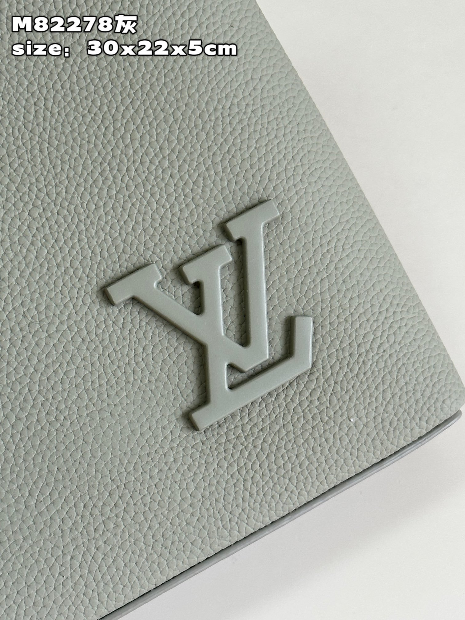 Louis Vuitton Aerogram Takeoff Clutch Bag - Image 7