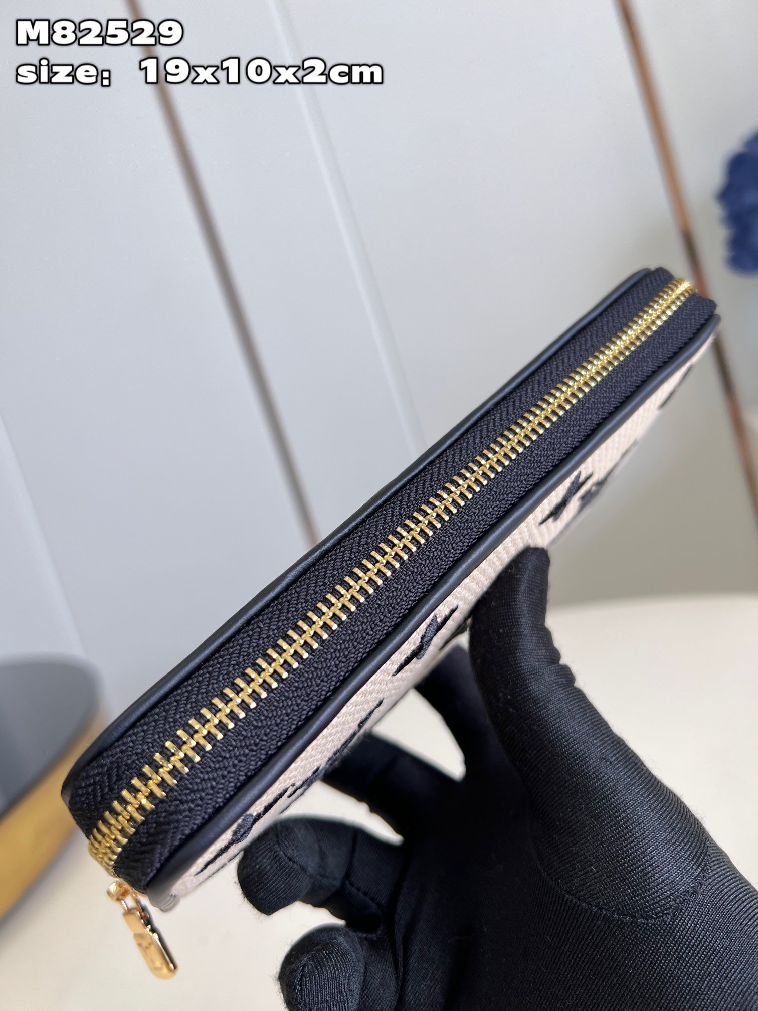 Louis Vuitton Zippy Zipper Wallet - Image 3