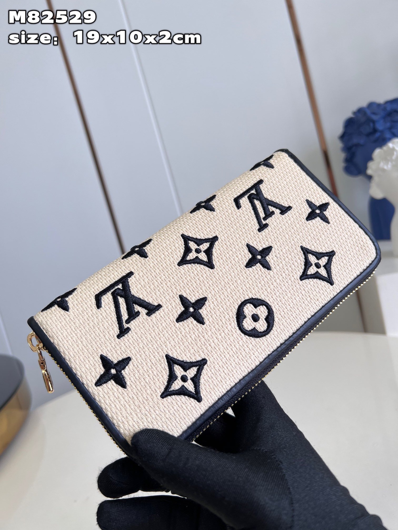 Louis Vuitton Zippy Zipper Wallet - Image 6