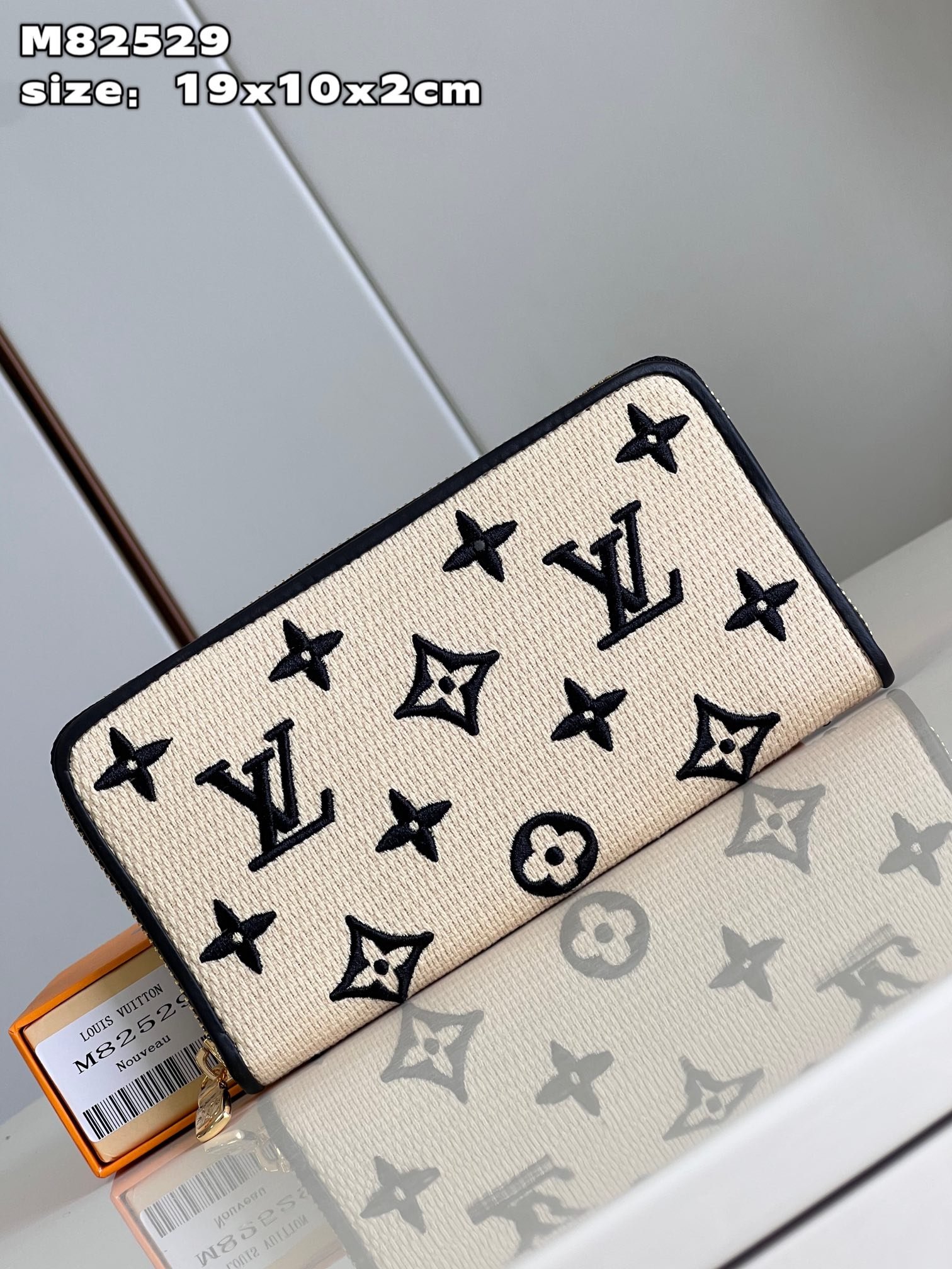 Louis Vuitton Zippy Zipper Wallet
